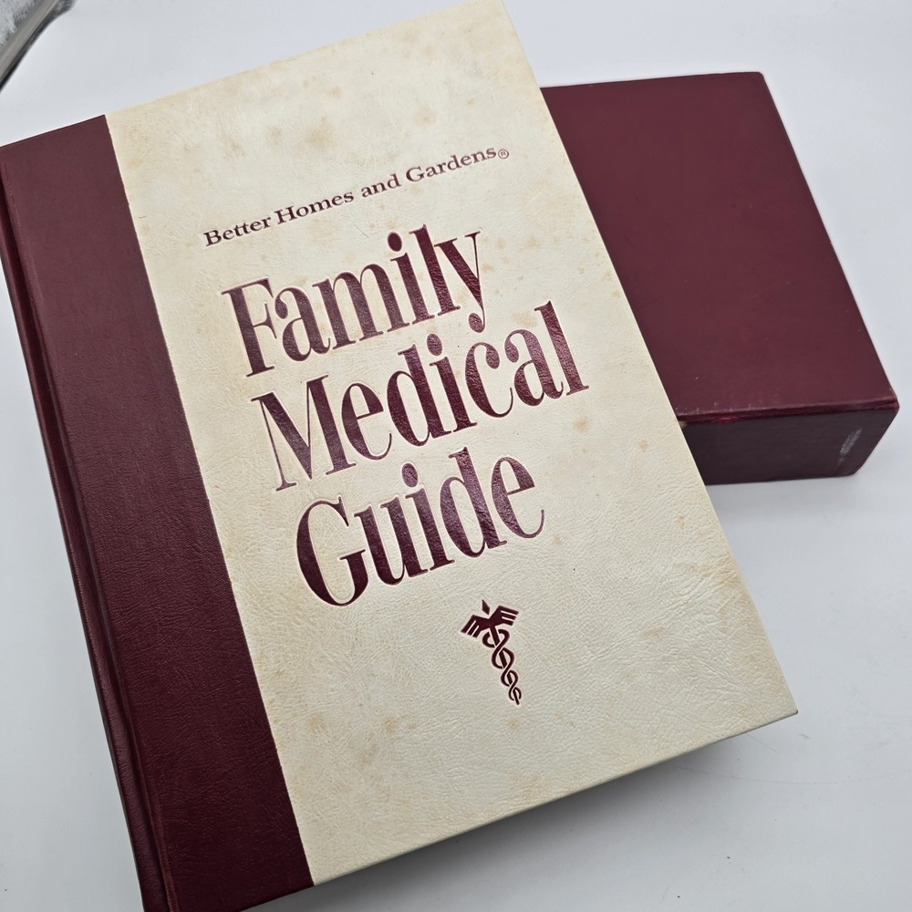Better Homes & Gardens Family‎ Medical Guide Hrd cver Gold Gilt Edge Slip Case - Picture 2 of 8